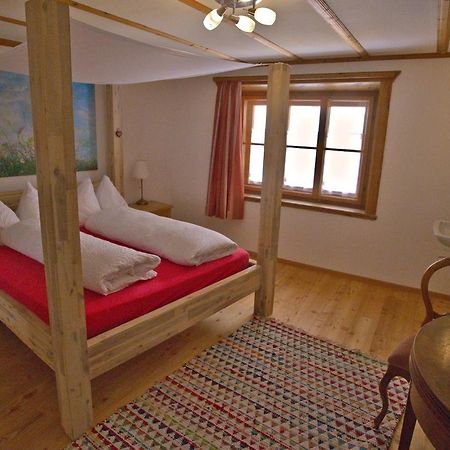 Chasa Sassalba Bed & Breakfast Lu Екстериор снимка