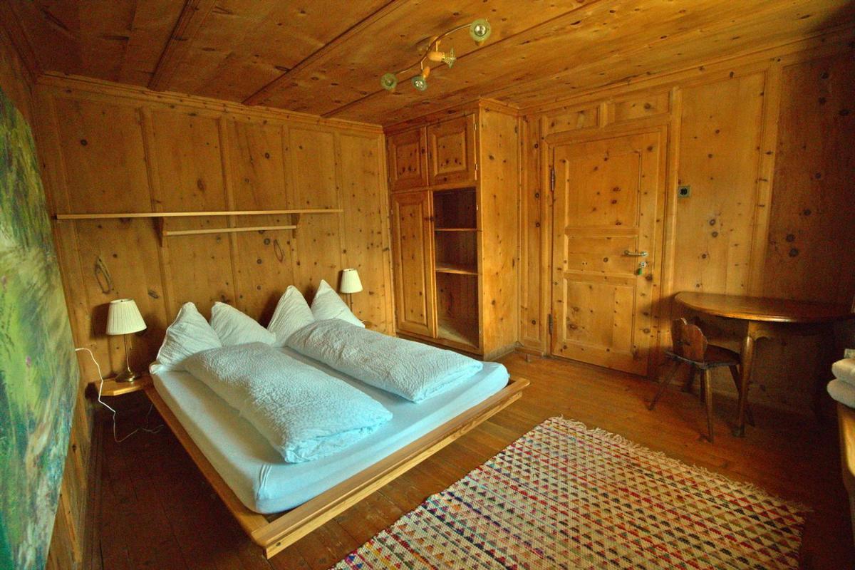 Chasa Sassalba Bed & Breakfast Lu Екстериор снимка